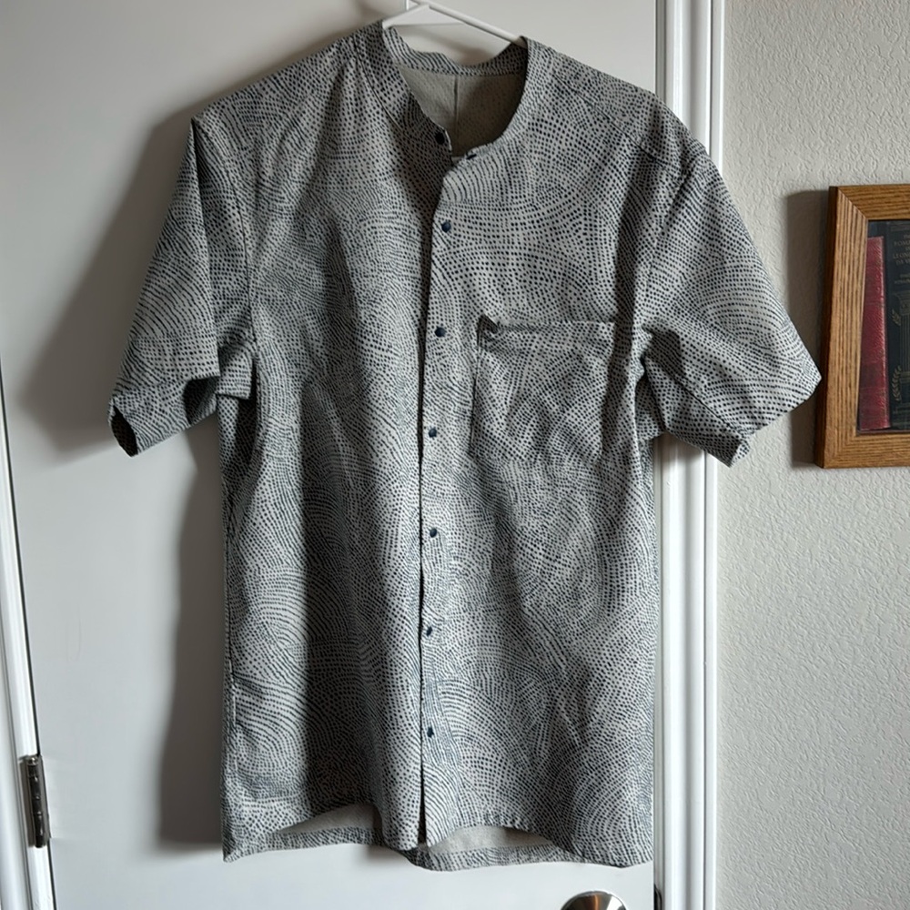 Lululemon Daily Drift Short Sleeve Shirt Size Medium